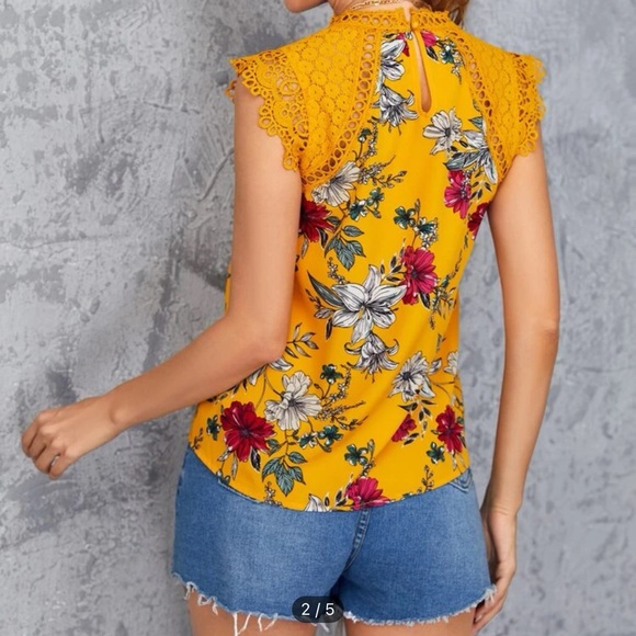 Yellow floral top - Picture 3 of 6